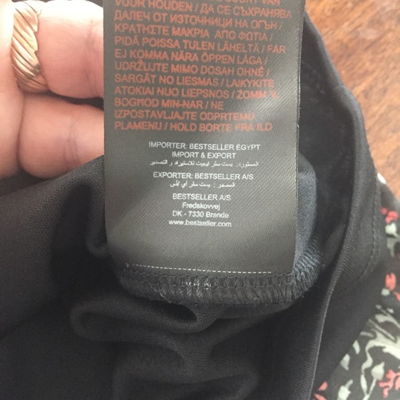 Vero Moda new sleeveless black print top - Picture 8 of 8